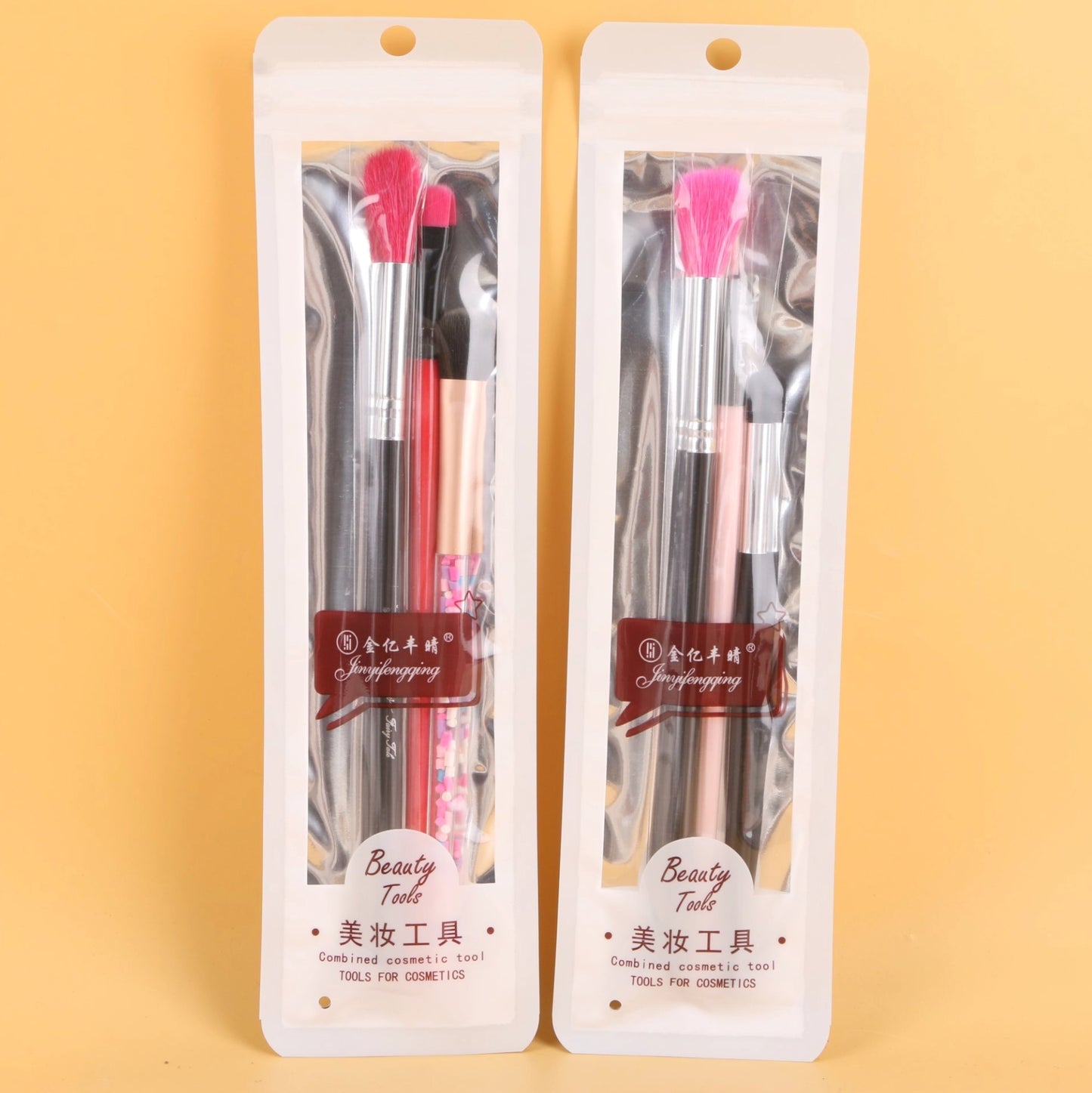 Set de 2 Brochas de Maquillaje mas 1 Pincel de Precisión